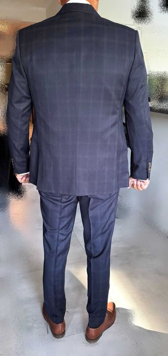 garnitur męski w kratę