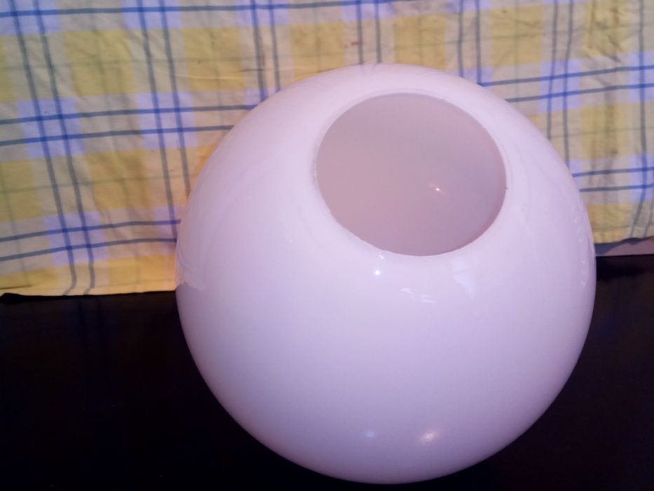 lampa szklana kula 30 cm- wiele egzemplarzy ( sztuk).   Czytaj   tekst