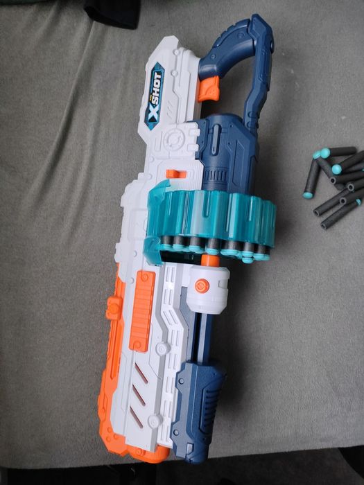 ZURU X-SHOT Turbo Advance pistolet