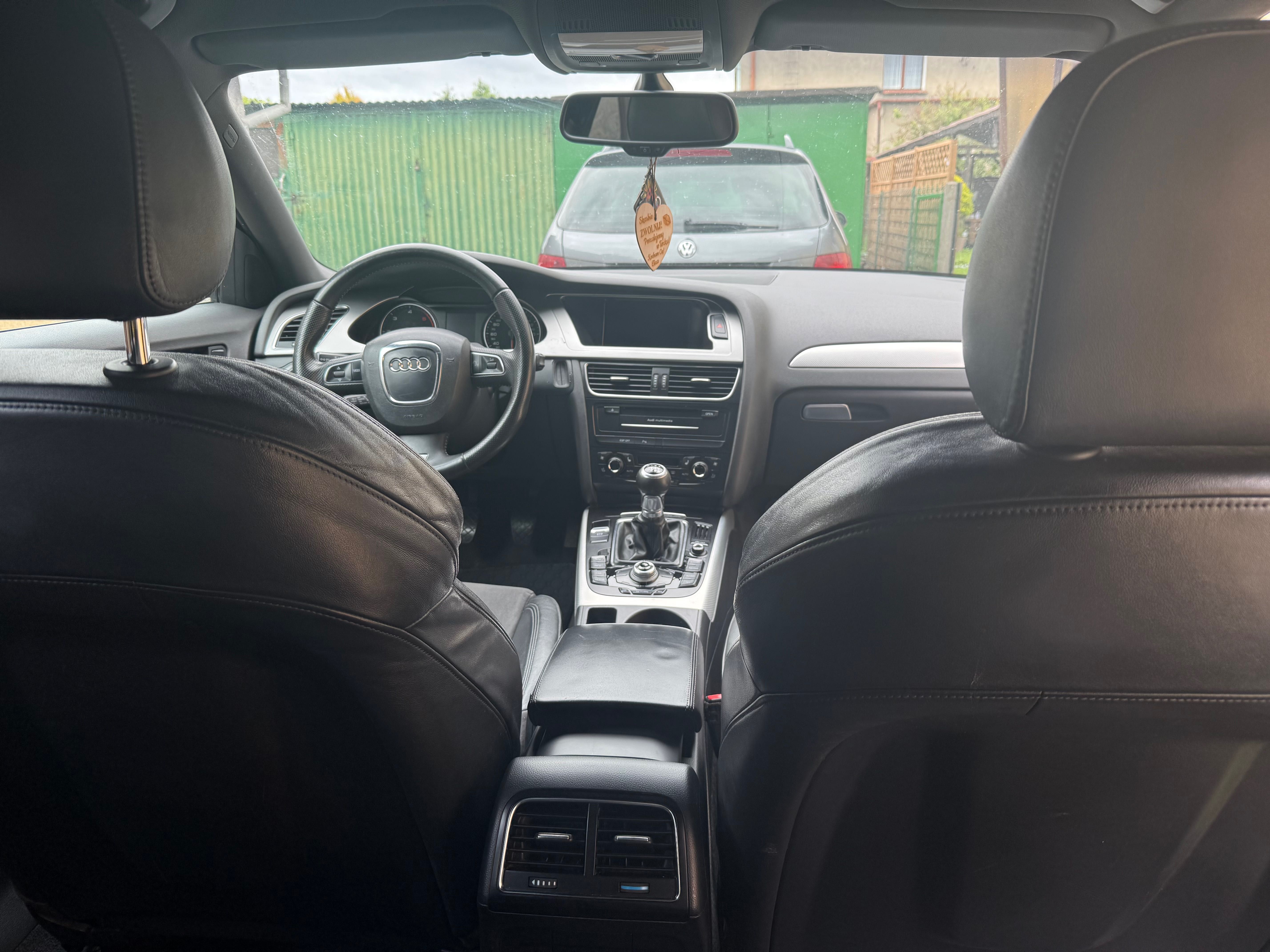 Audi a4 b8 2.0 TDI