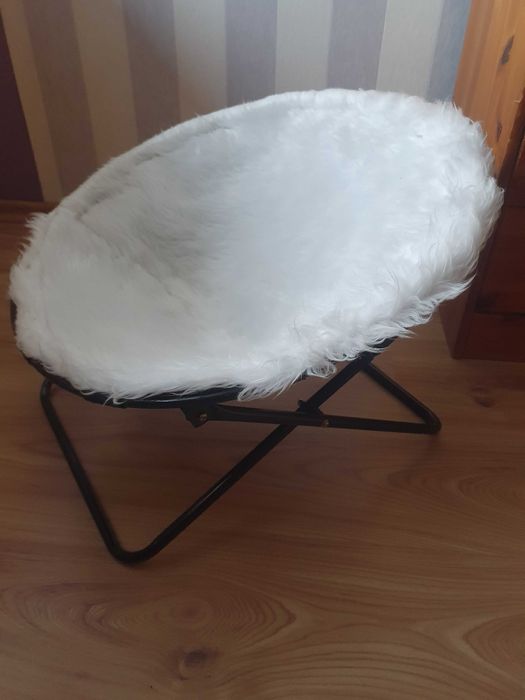 OKAZJA Nieużywane legowisko dla kota z miękkiego pluszu