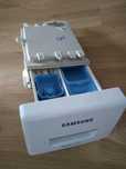 front pojemnika na proszek wraz z pokrywą komory Samsung WF600B0BKWQ