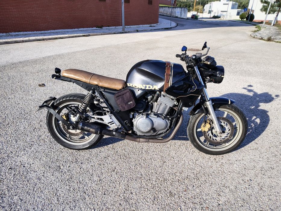 Honda cb500 café racer || brat