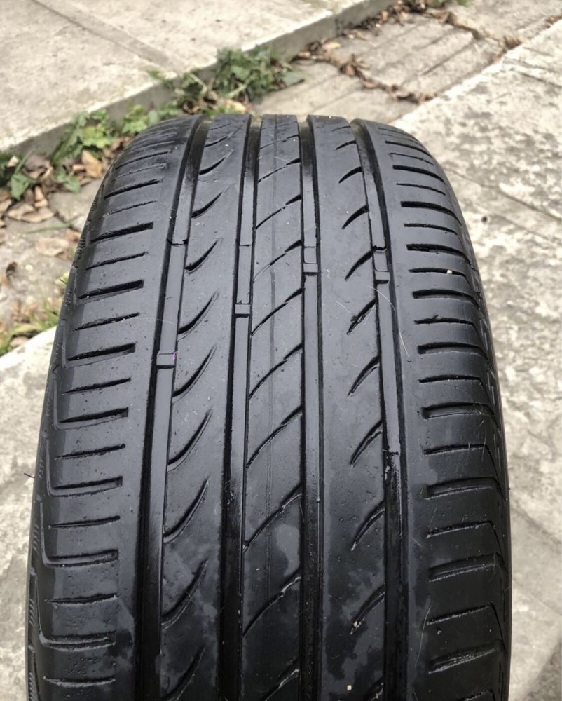 Літня гума DELINTE 215/45 ZR17, 4 скати