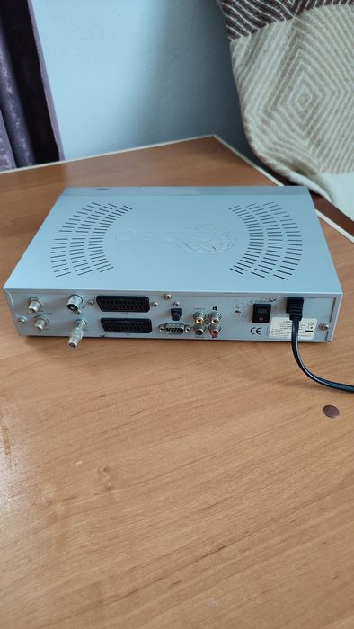 Супутниковий тюнер ресивер Globo 6010