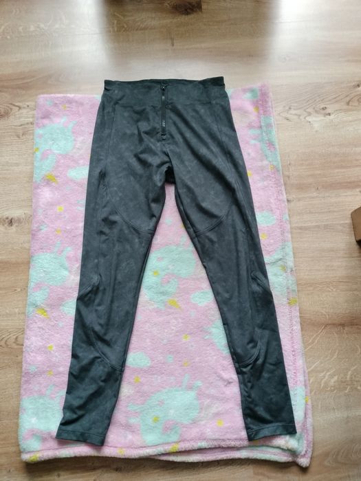 Leginsy damskie Oysho na trening fitness