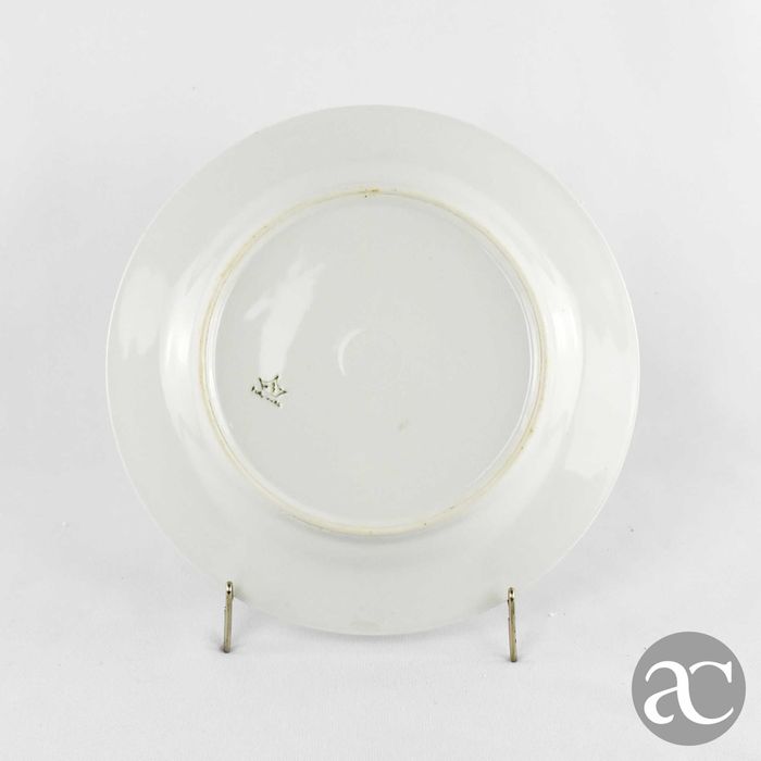 Prato em porcelana Artibus “Quinta das Tílias”