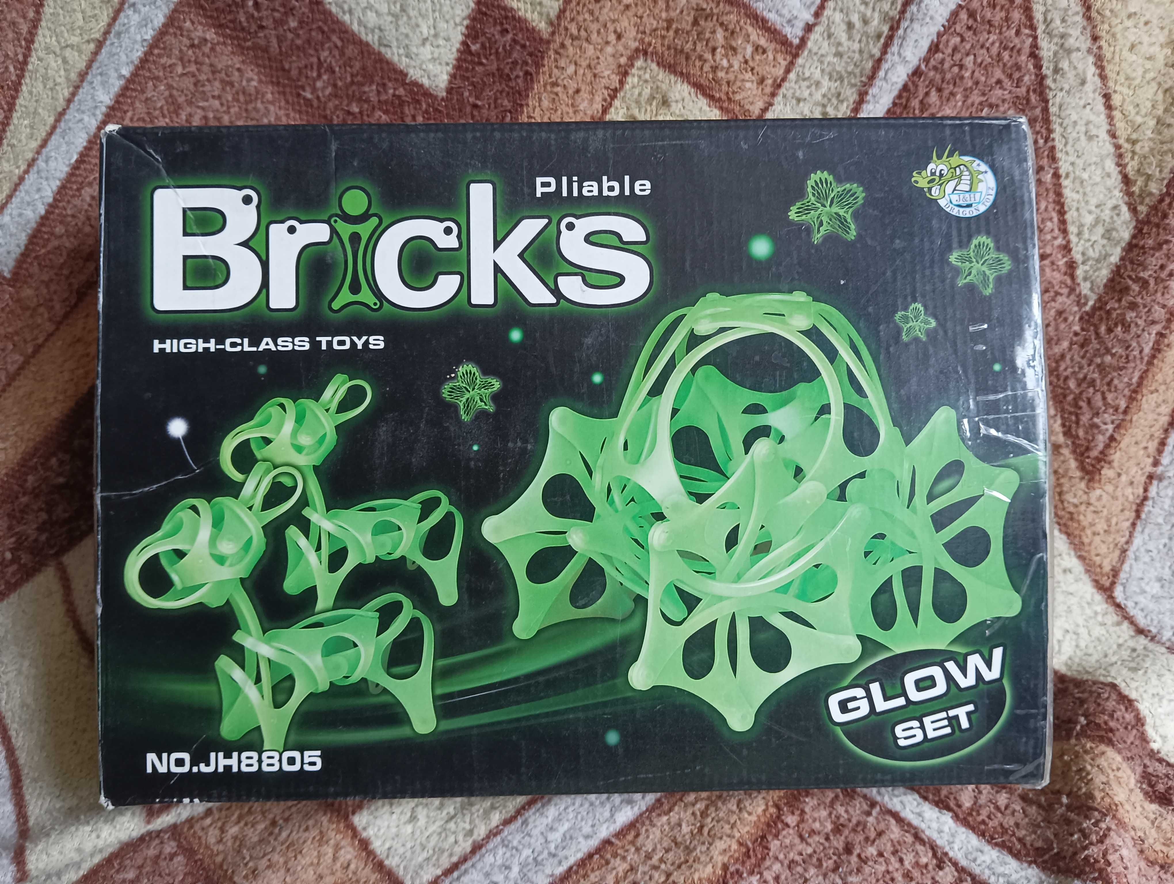 Детский конструктор Dragon Toyz pliable bricks glow set