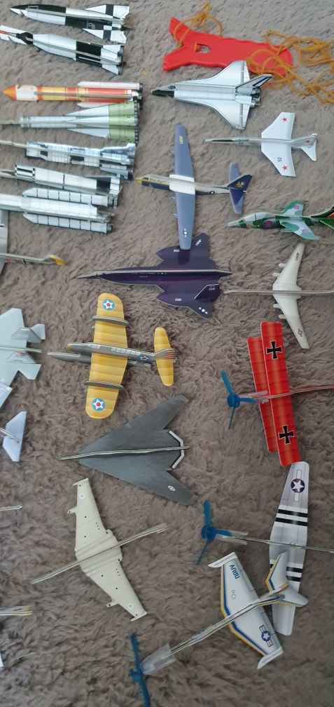 Набор самолётиков и ракет детских с запускалкой