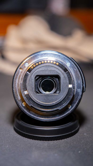 Sony E 16-50mm f/3.5-5.6