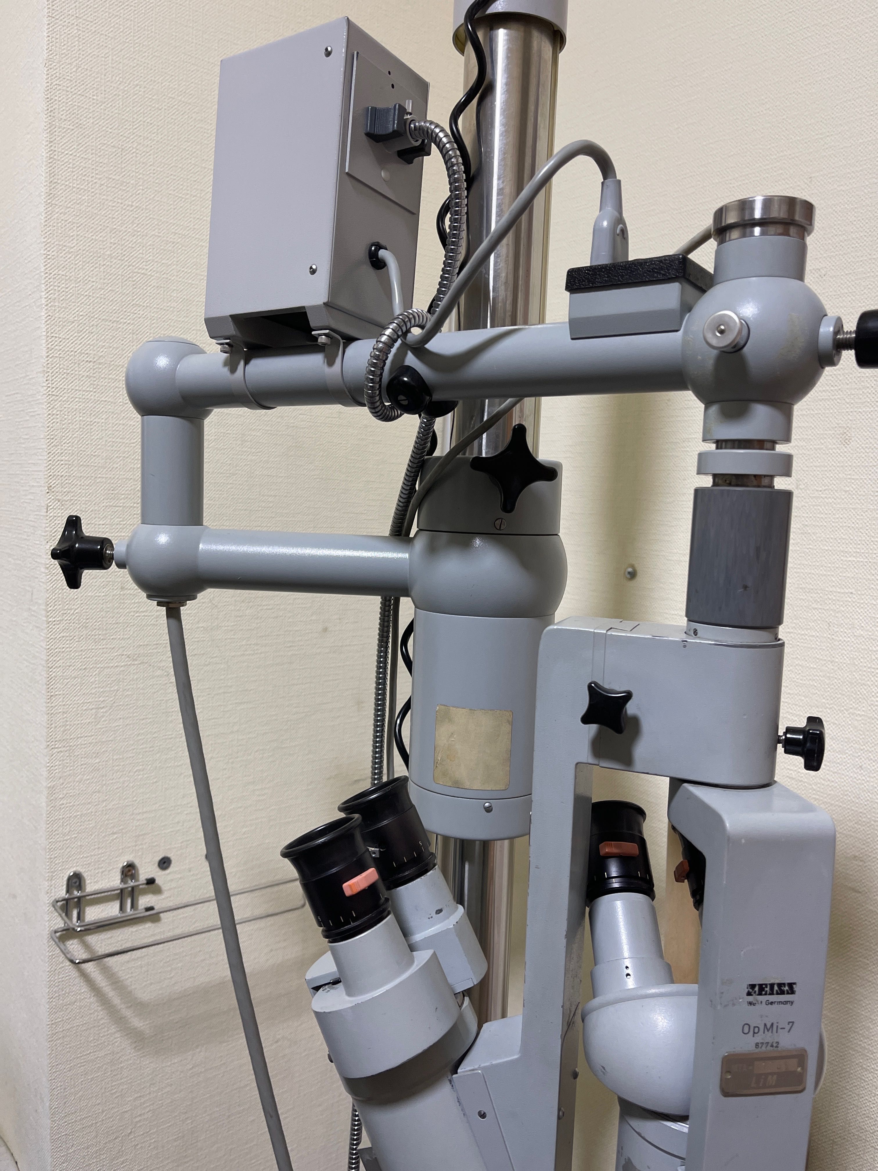 микроскоп операционный медецинский Zeiss OP MI 7
