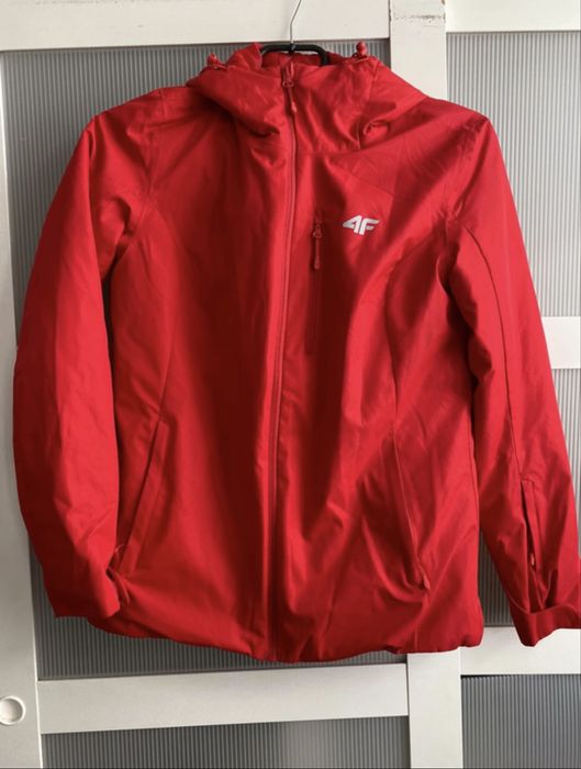 Kurtka zimowa jesienna sportowa czerona 4f