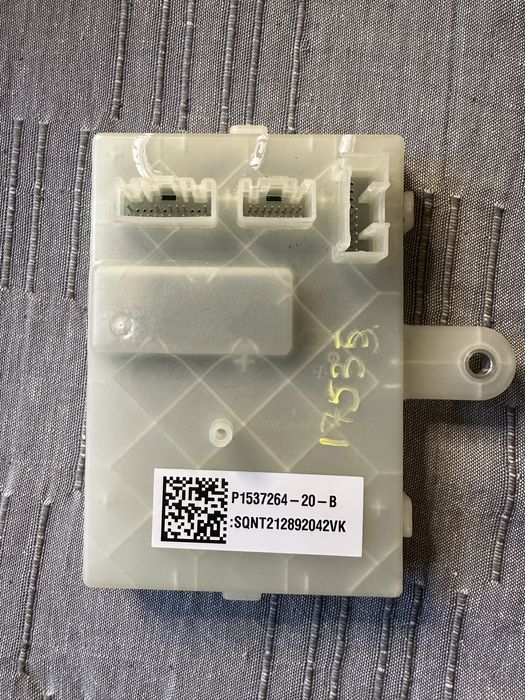 Порт зарядки CCS2 з проводкою + ретрофіт Tesla Model 3/Y