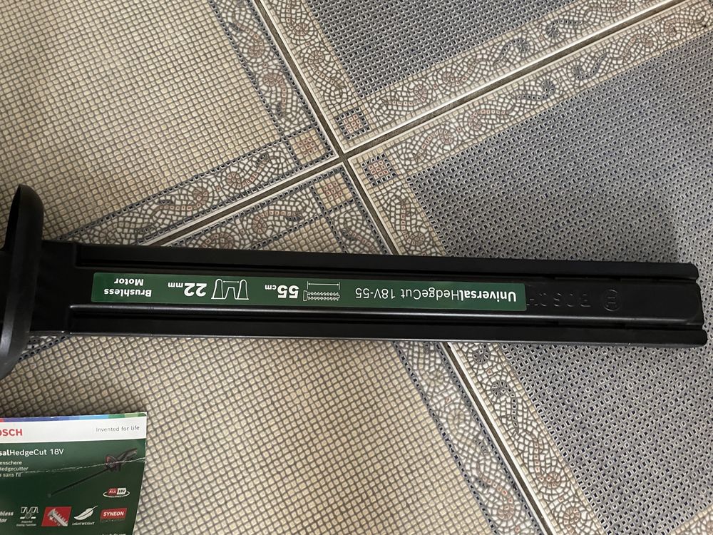 Bosch, akumulatorowe nożyce do żywopłotu 55cm, nowe