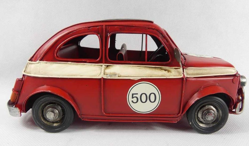 Metalowy czerwony model FIAT 500 pojazd AUTO