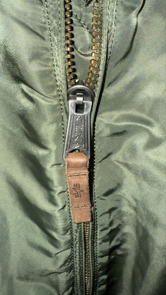 Бомбер Alpha Industries MA 1 S