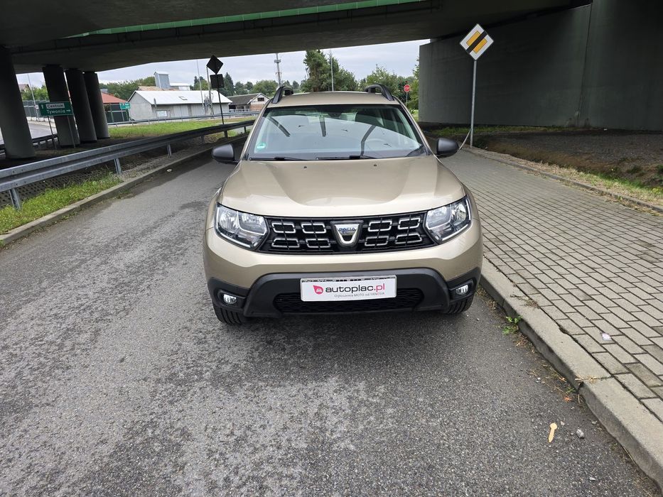 Dacia Duster 4x4  NAVI KAMERA  stan super niemcy zapraszam