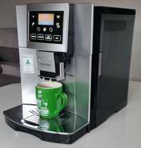 Expres,ekspres, DeLonghi ESAM 5600 moc 1350W Made in Italy.