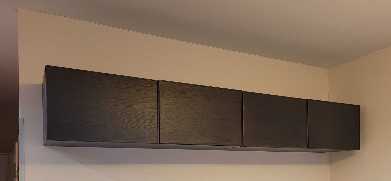 Dwie szafki wiszące IKEA BESTA – czarnybrąz 702.459.52 + pojemniki