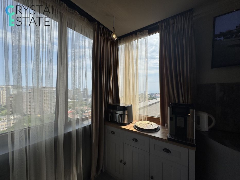 Срочно трехкомнатная квартира, терраса. СВЕТ ВСЕГДА, АГВ