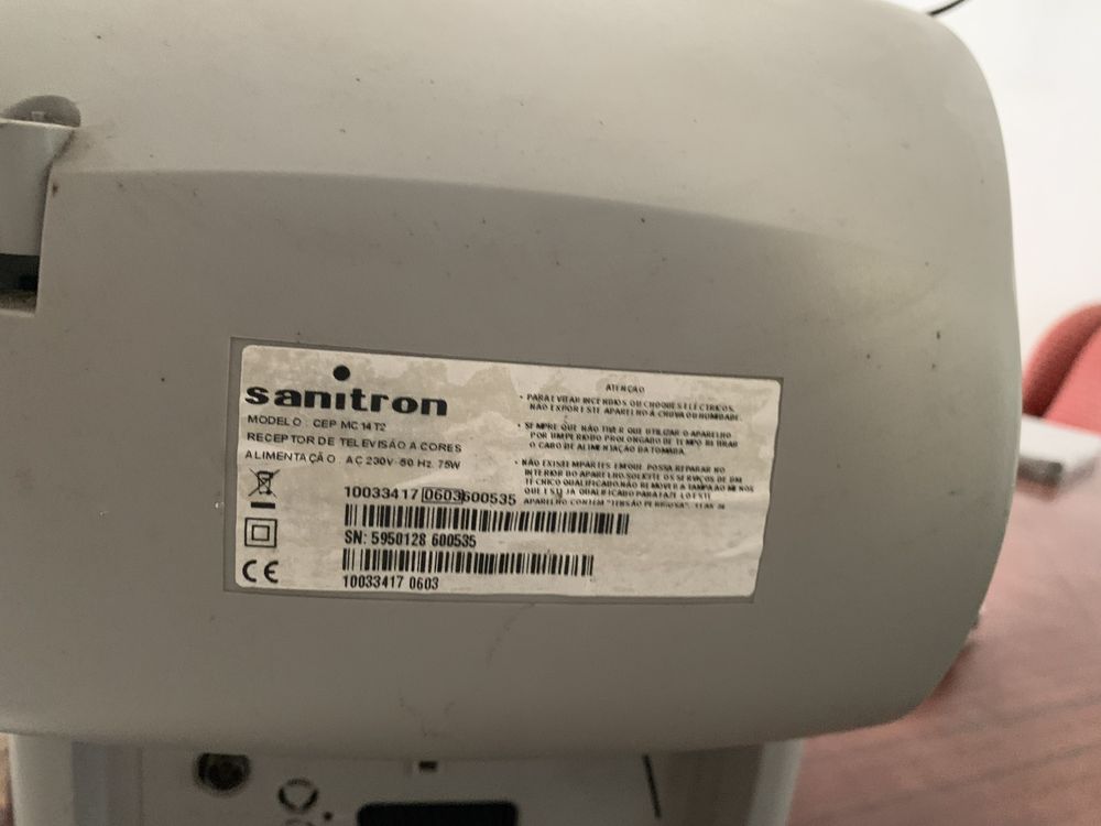 Televisão Sanitron antiga