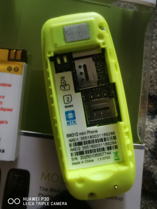 Смартфон Хуавей Р10 и мини телефон