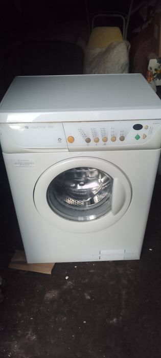 Пральна машина Zannusi 1036N