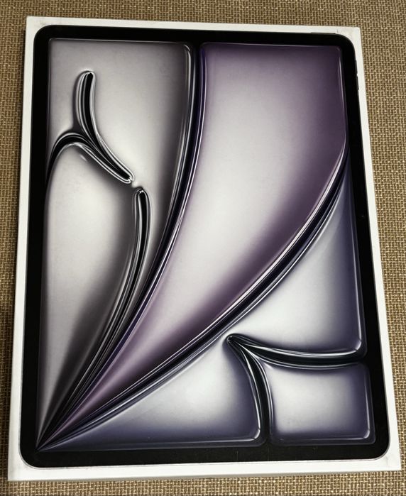 Ipad Air 13 (M3) wi-fi 256 GB novo selado