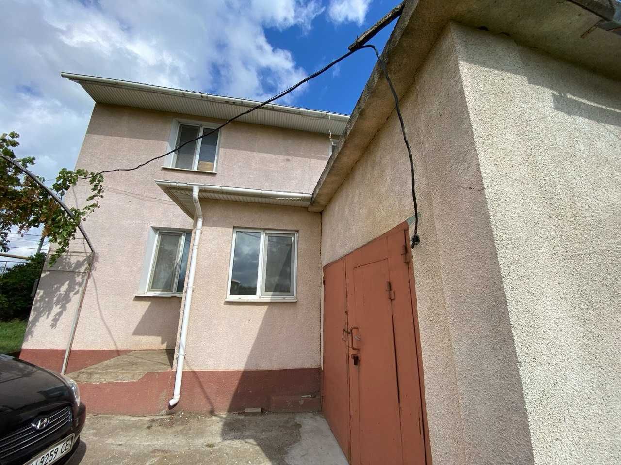 Продам 2х этажный дом Великий Дальник, центр