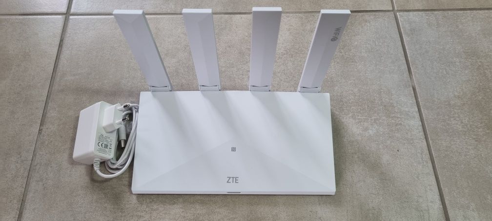 Antena exterior 5G ZTE + Router ZTE