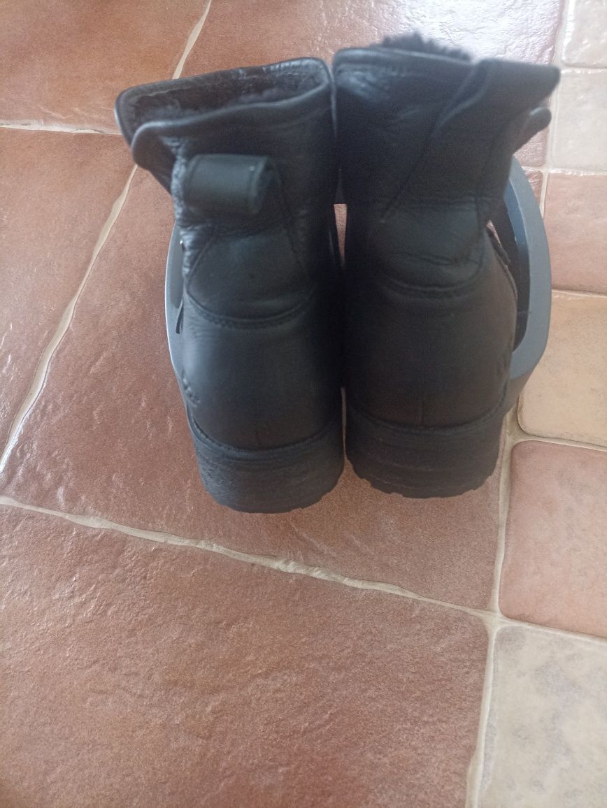 Kozaki botki damskie UGG  skóra 39/40