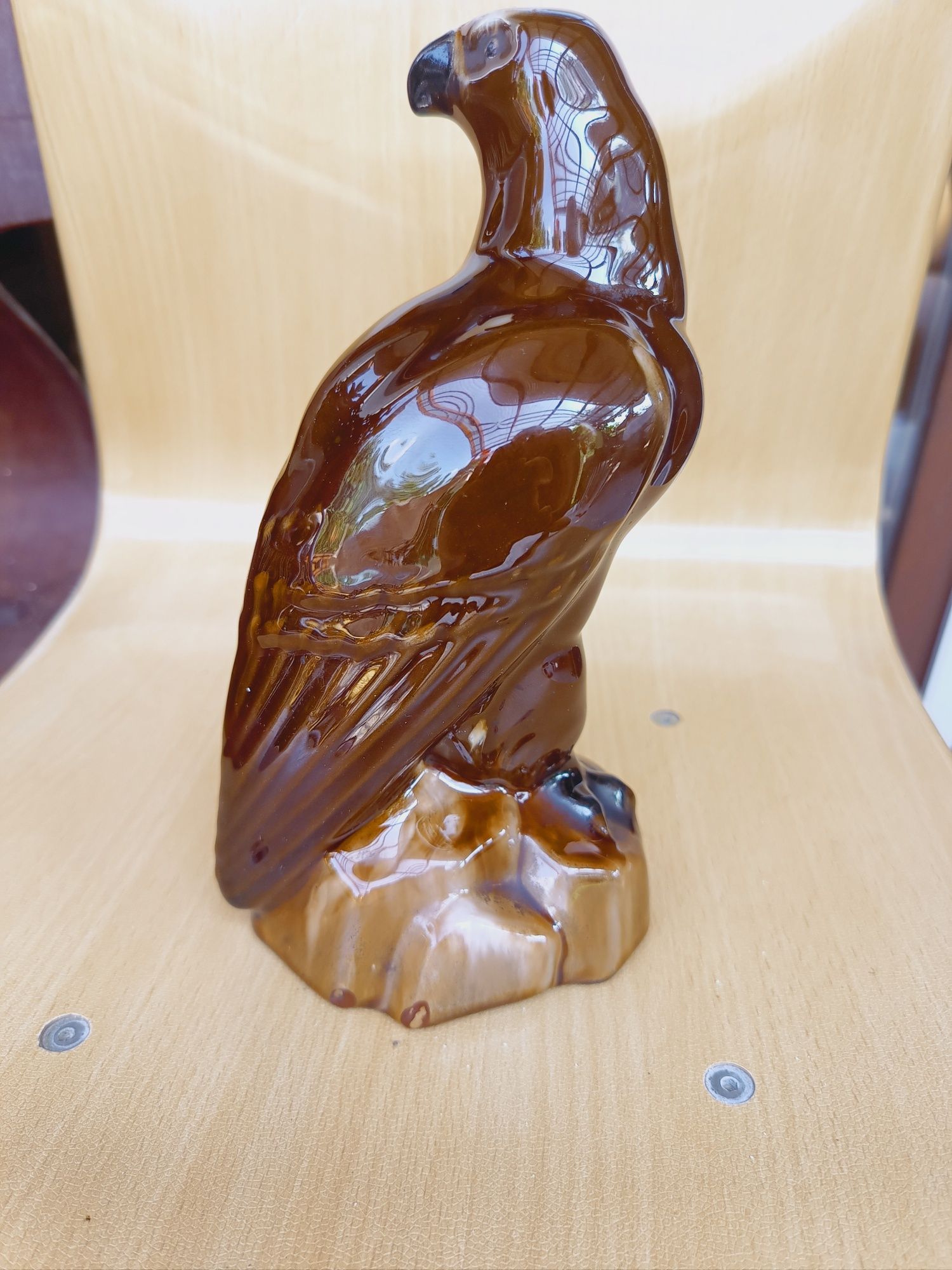 Stara ceramika figurka orła