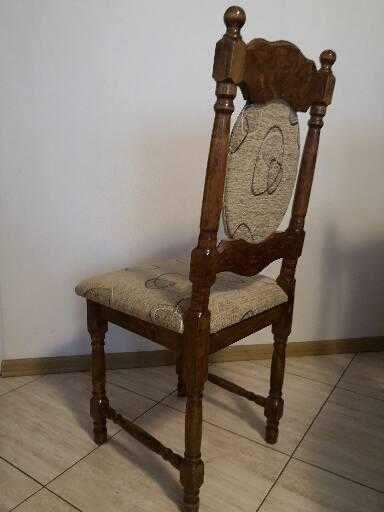 Krzesła drewniane do salonu  rzeźbione z podgięciem lędźwiowym