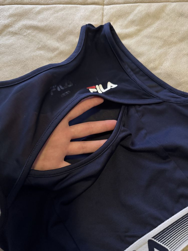 Top desporto marca Fila