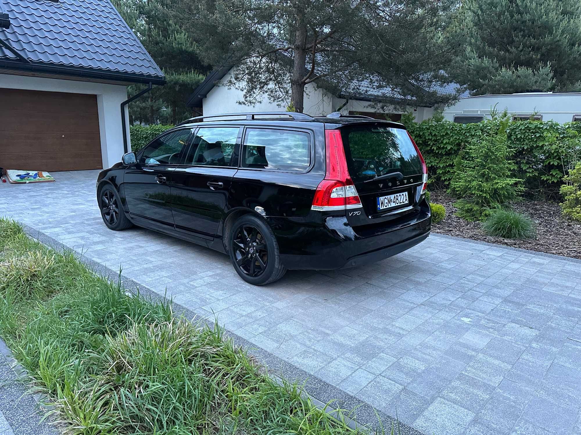 Volvo V70 D3 2014r. Black edition