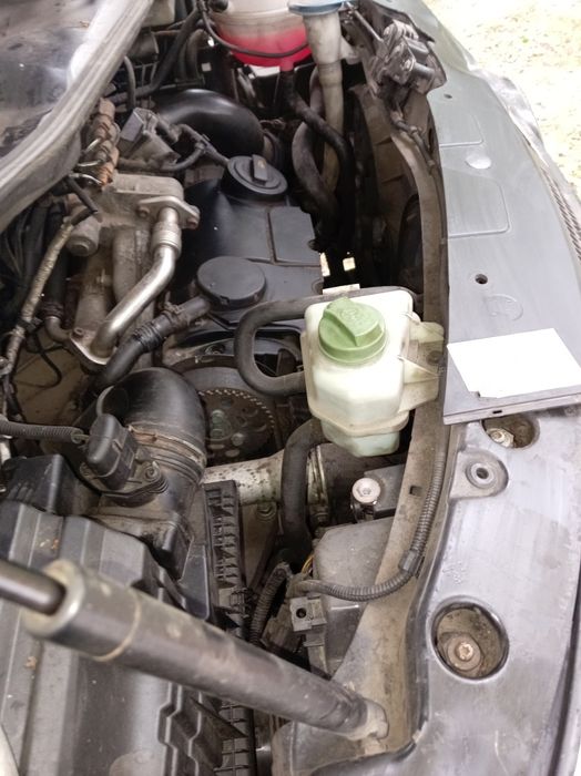 Volkswagen Multivan на бойовому ходу