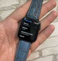 Смарт часы Apple Watch Series 4 GPS 44mm б/у