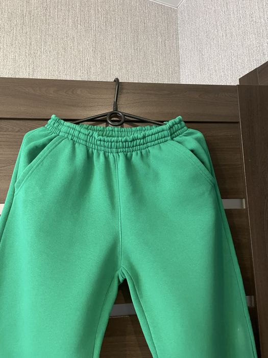 Костюм жіночий утеплений.