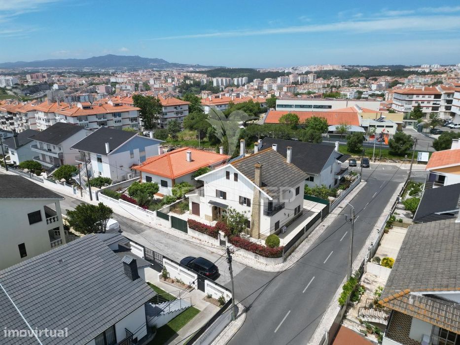 Moradia T6 I Agualva - Cacém