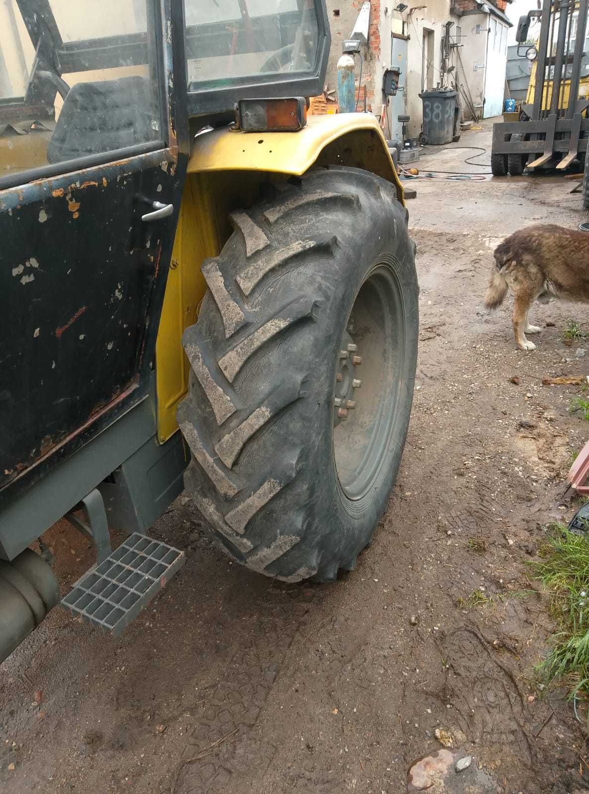 Ursus C 360 koła kompletne 14.9/28 , bez gwiazdy