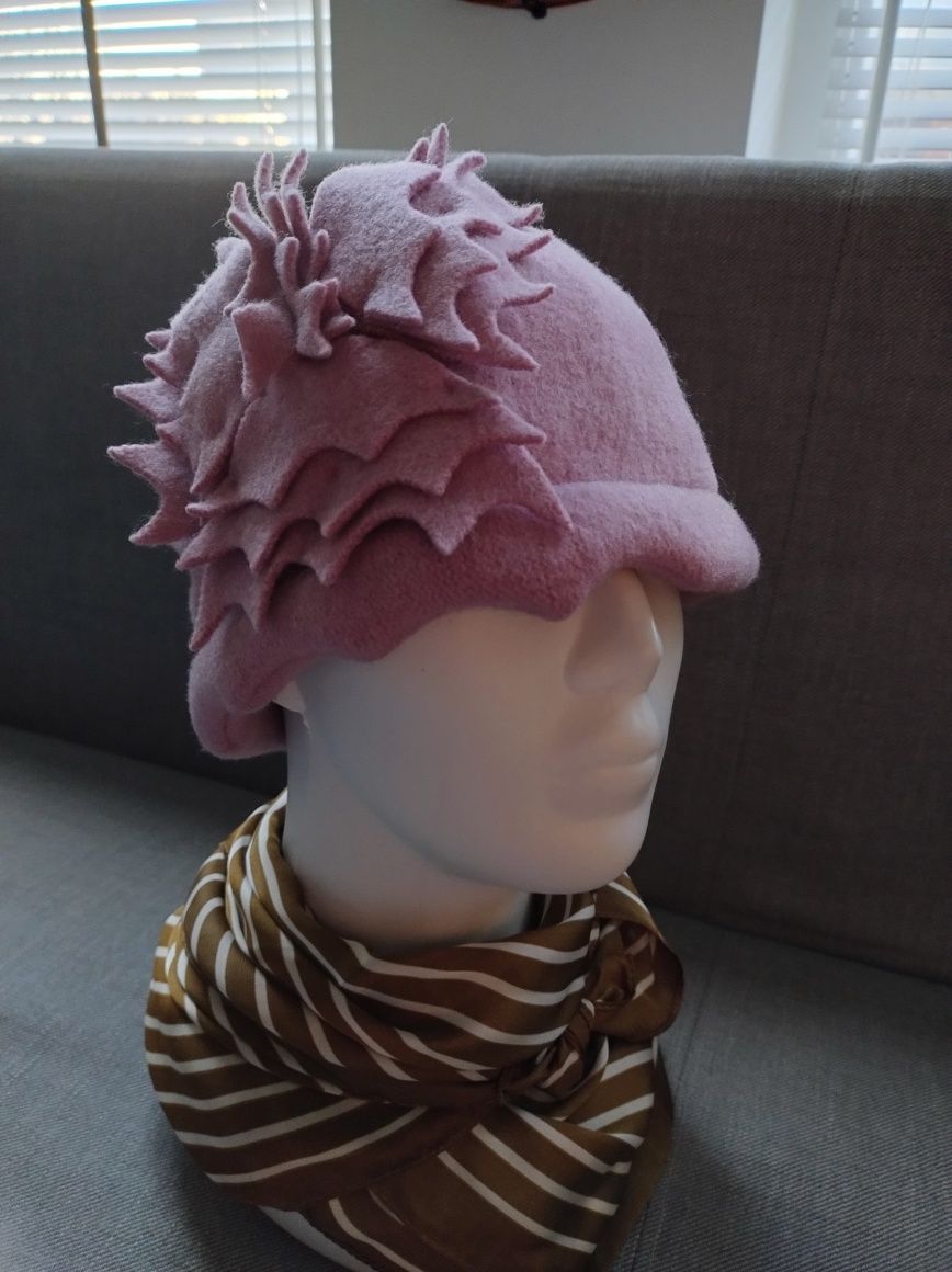 Nowa damska czapka zimowa Rabionek rozmiar M kolor liliowy