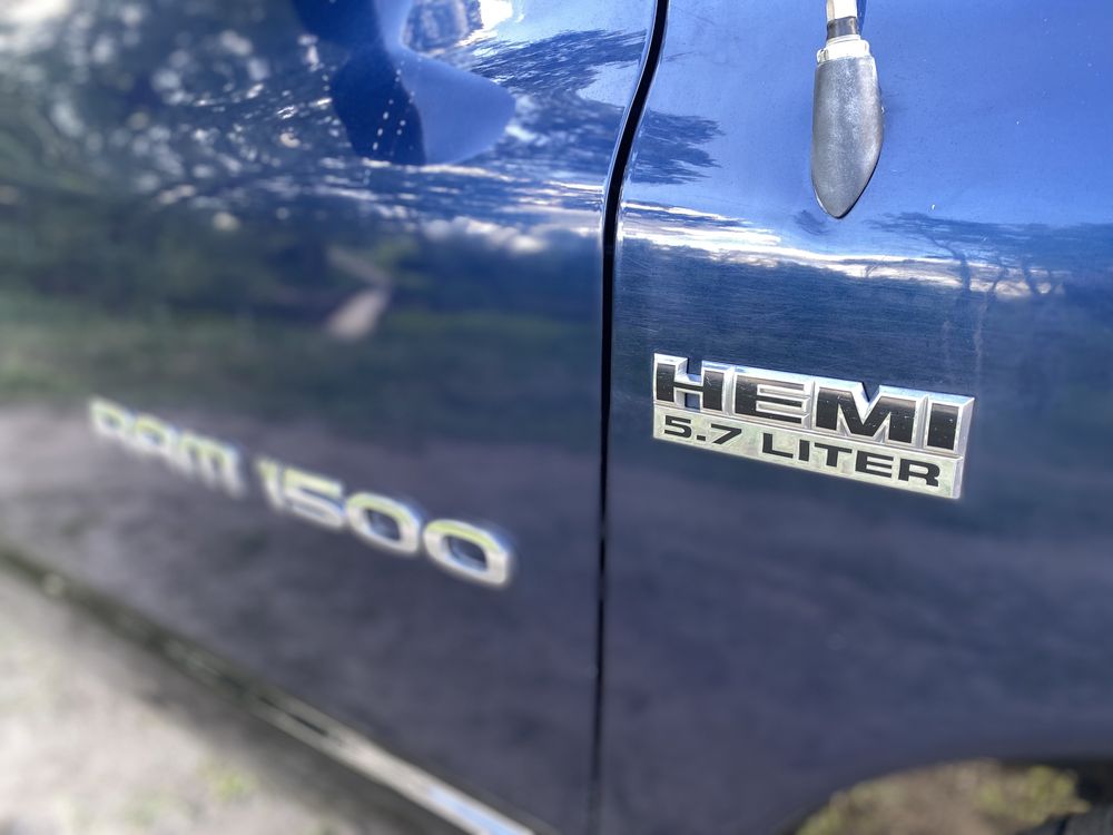 Dodge RAM 1500 5.7 HEMI