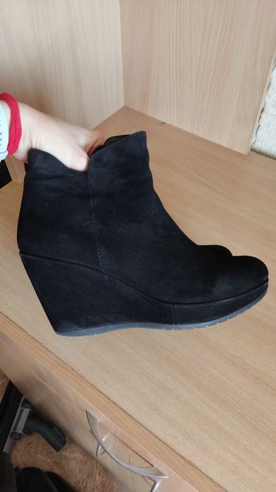 Ботильйони VAGABOND, натуральна замша. 26 см. На середню і широку н