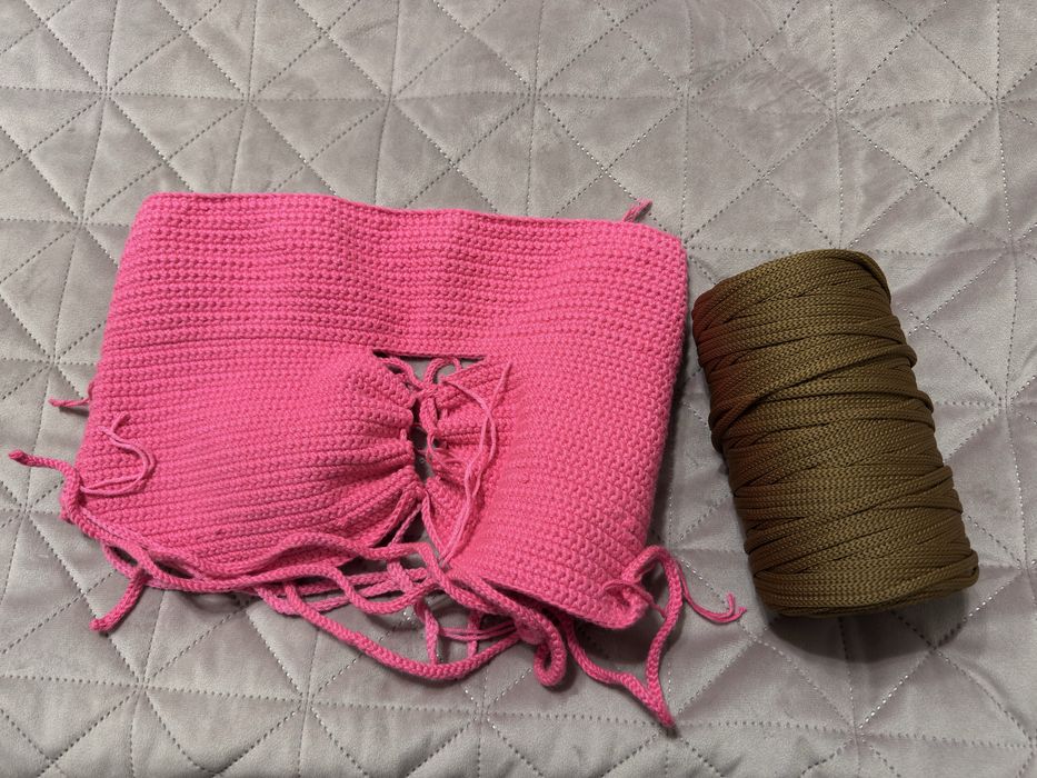 Віддам недов'язаний топ під розпуск + моток поліестерового шнура