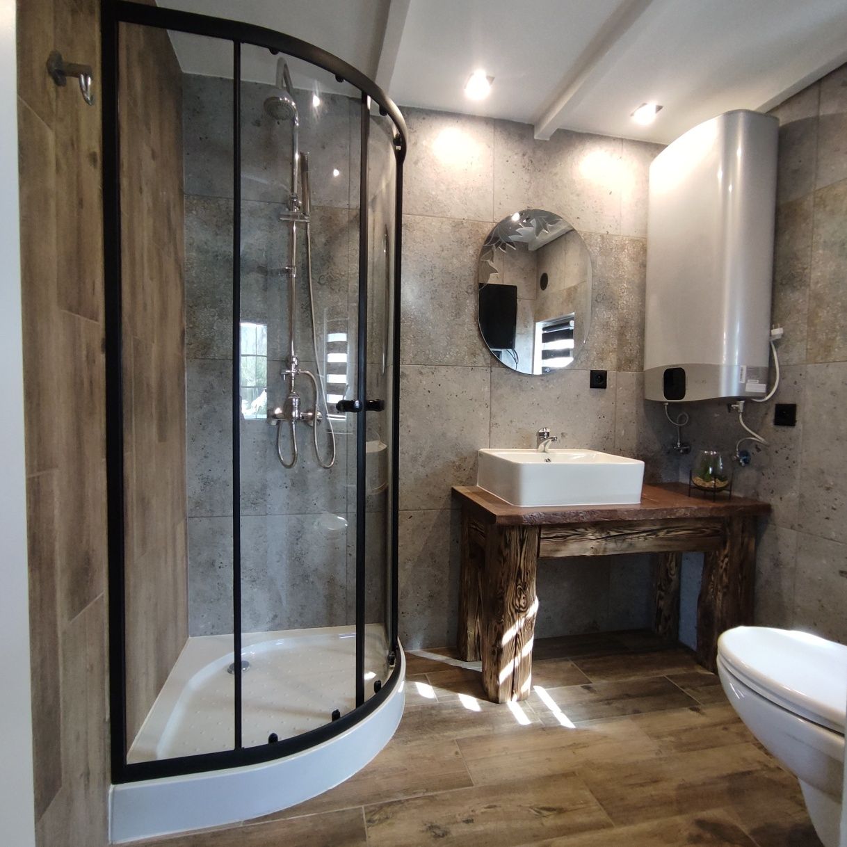 Domek pod Karpaczem balia z jacuzzi i  sauna , basen