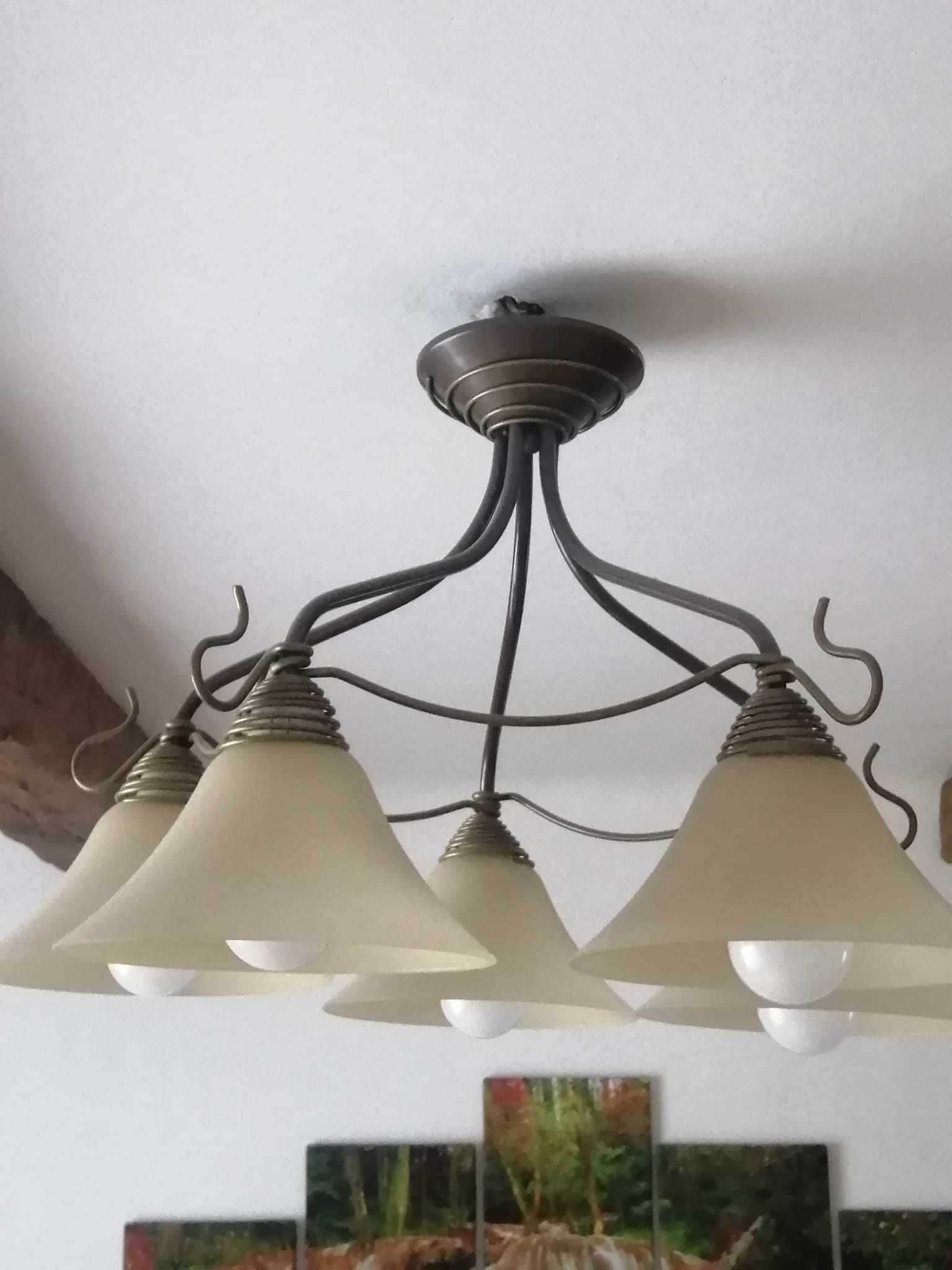 Żyrandol w idealnym stanie sprzedam