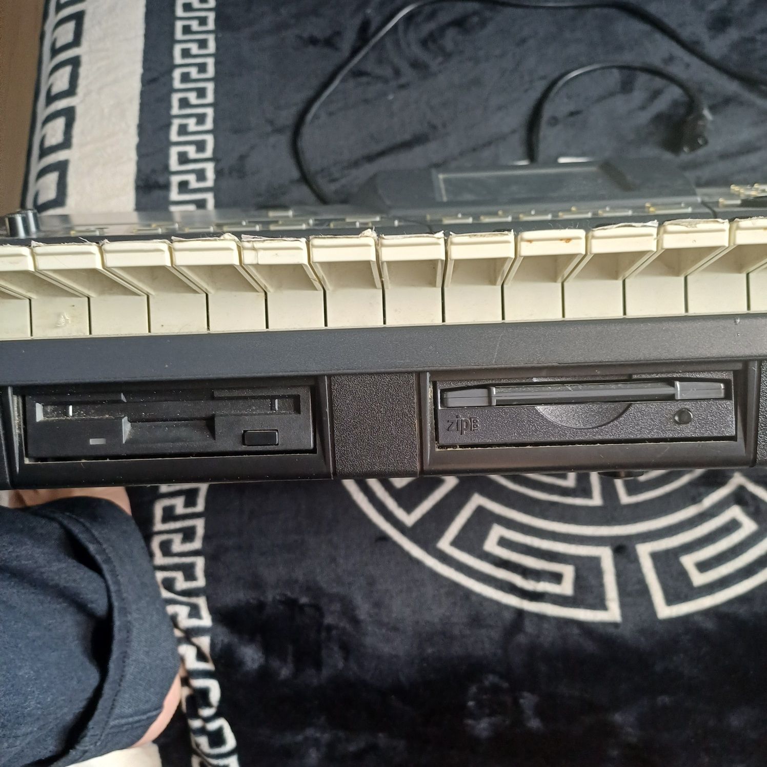 Organy Roland VA-7