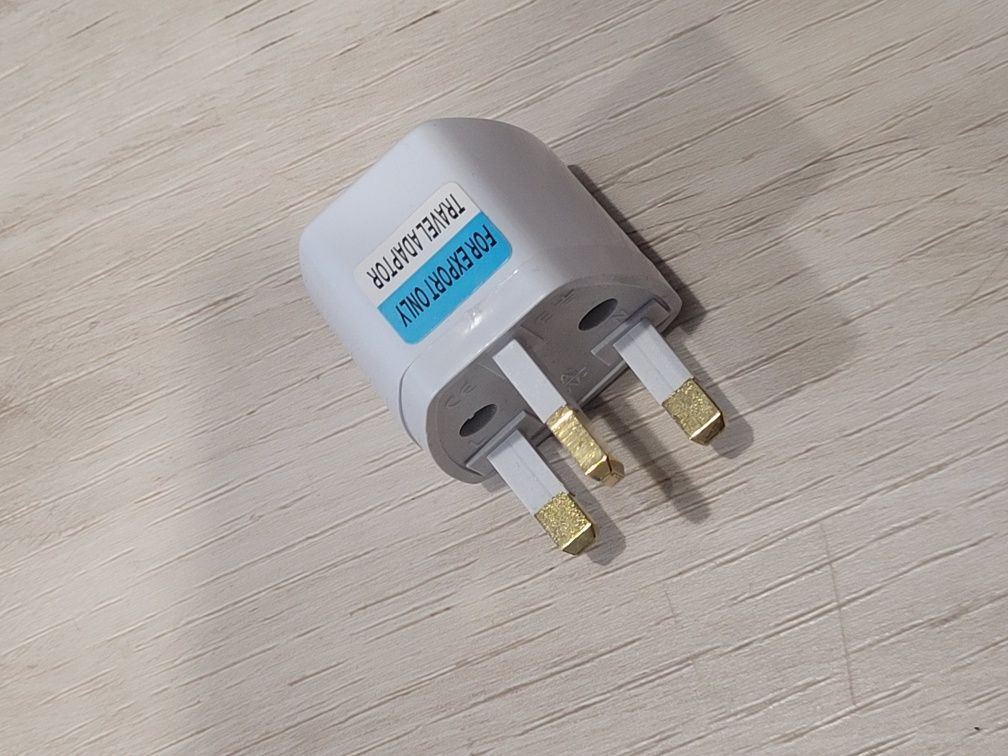 Przejściówka adapter wtyczka do kontaktu UK na eu