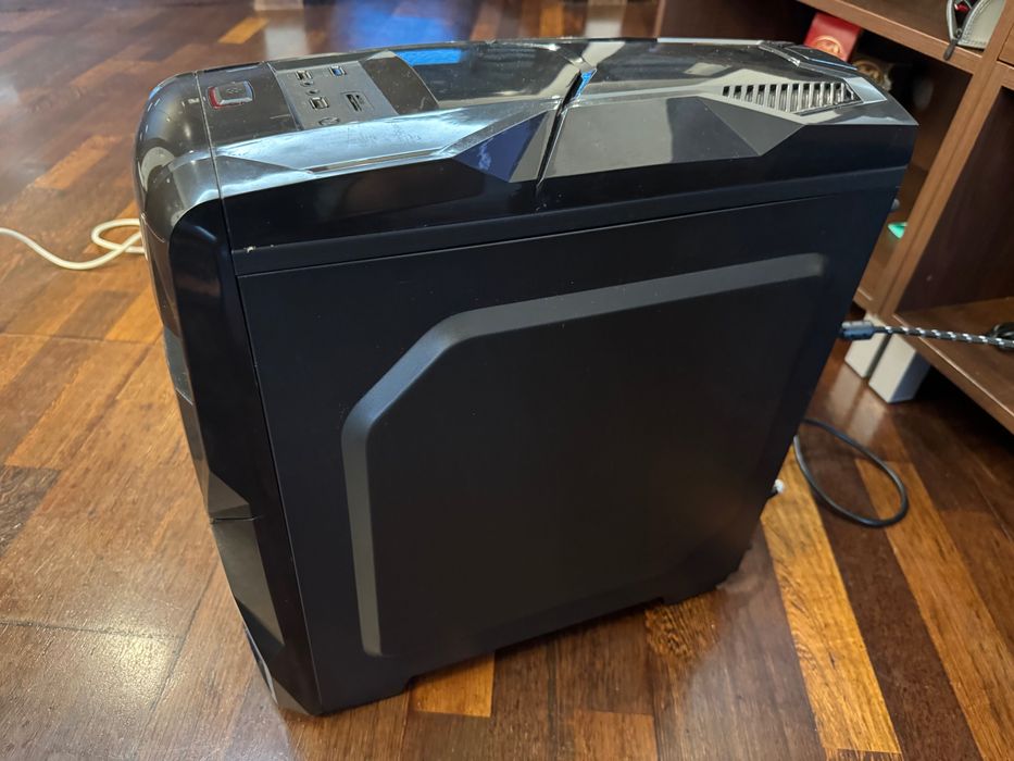 Komputer Gamingowy Ryzen 5 2600x 960GTX ram 16GB