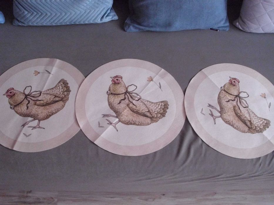 serwetki podkładki maty wielkanocne na stół komody kura wyprzedaż teks